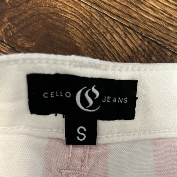 Vintage Y2K Low Rise White  Shorts With USA Stars and Stripes - Picture 3 of 7